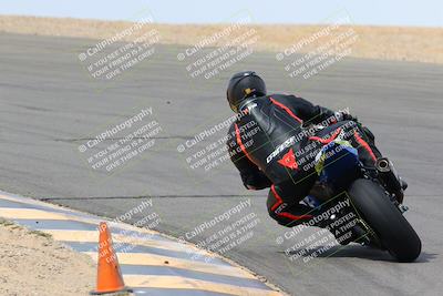 media/Mar-13-2022-SoCal Trackdays (Sun) [[112cf61d7e]]/Turn 10 Backside (105pm)/